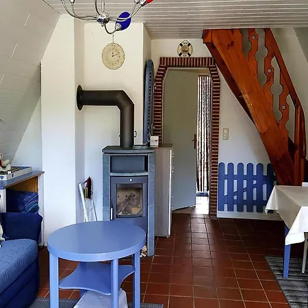 Nyaraló Ferienhaus, Perlin